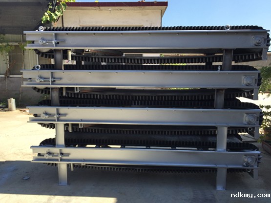 双层星空篮球游戏手机版下载